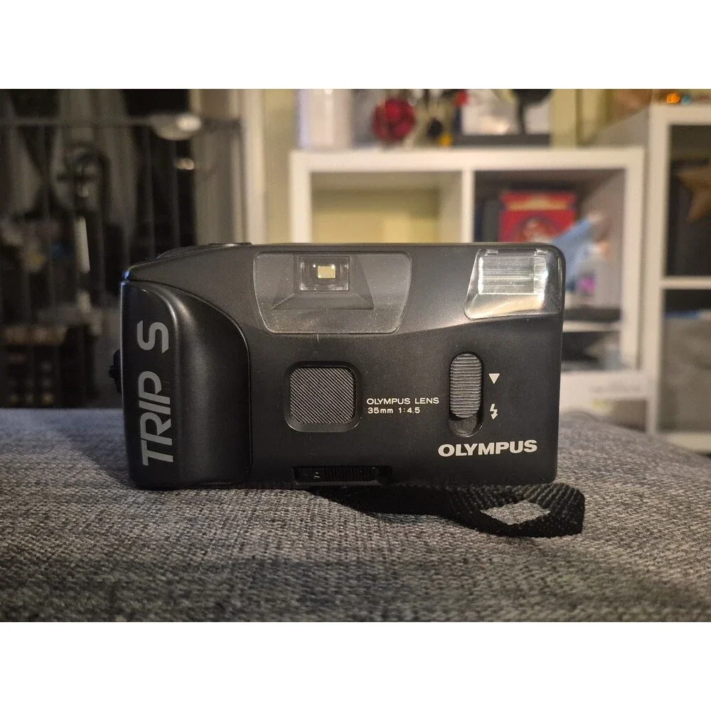 Olympus Trip S Point & Shoot 35mm Film Camera w/ Built-In Flash [FOR PARTS]